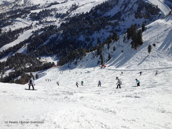 Olympics on little or fake snow - a global event running out of winter